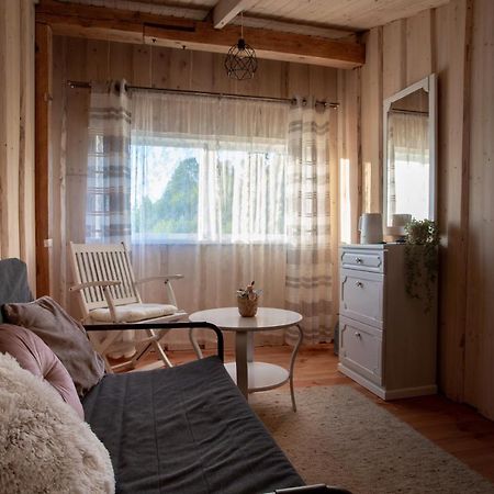 Laivu Maja Ezerkrasti-2 Hotell Alūksne Exteriör bild