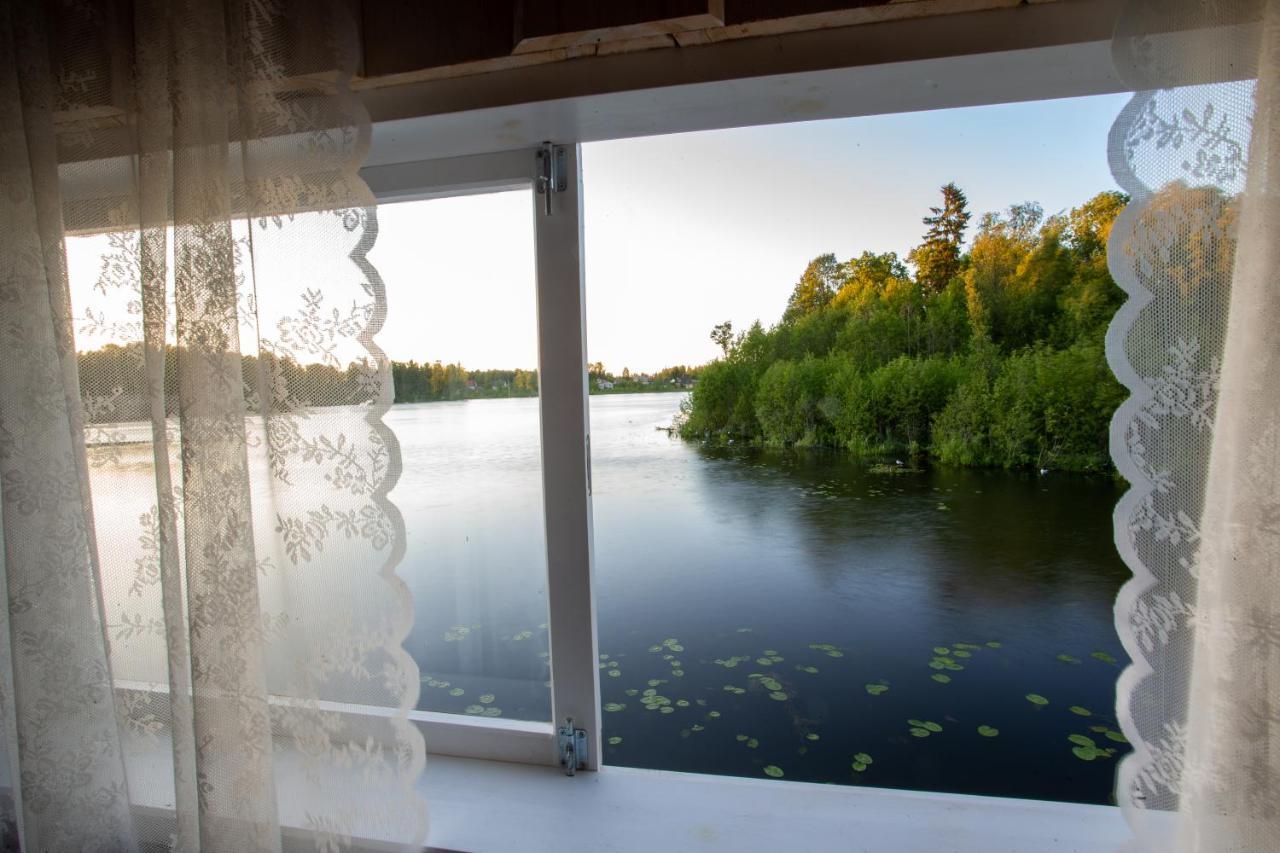 Laivu Maja Ezerkrasti-2 Hotell Alūksne Exteriör bild